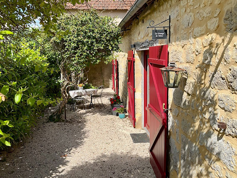 domaine-de-loupiac-portrait-2 Domaine de Loupiac - Gîte La Grange à Tabac - La piscine